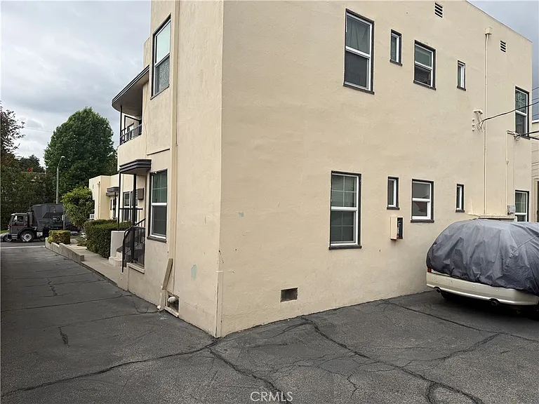 122 S Encinitas Ave #1 — Photo 11
