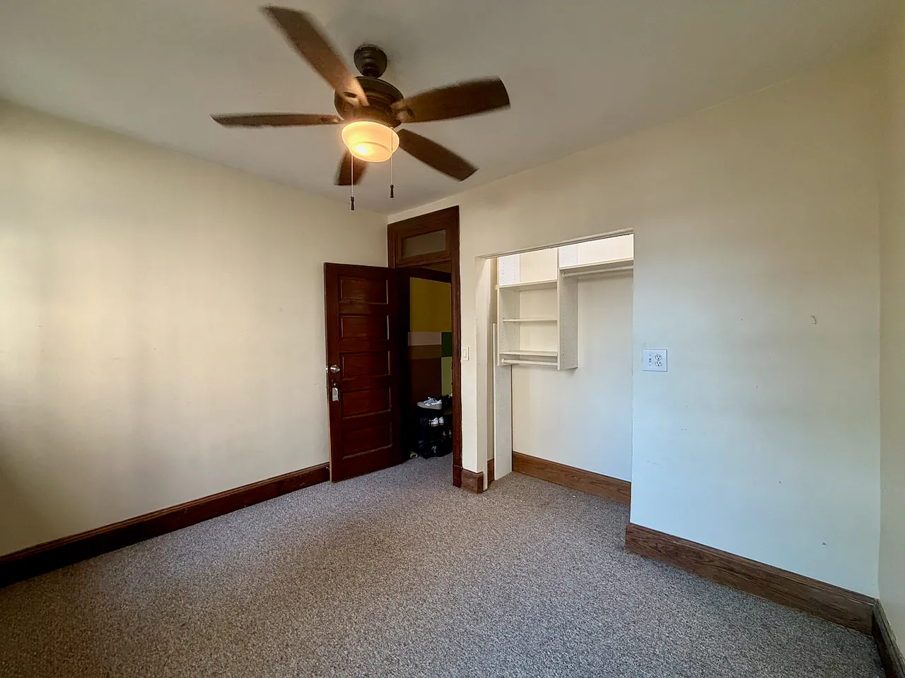 3 bed, 2.5 bath, 1700 sqft, $1,150 — Photo 2