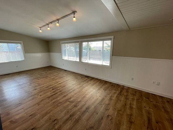 5th image of 5311 Kingsway