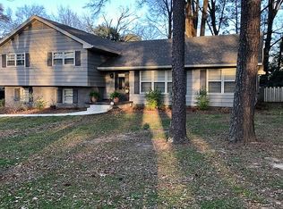 1809 Pineneedle Rd, Montgomery, AL 36106