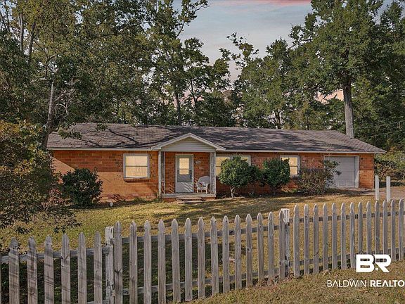 2nd image of 356 Satsuma St