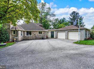 205 Hillside Ter, York, PA 17408