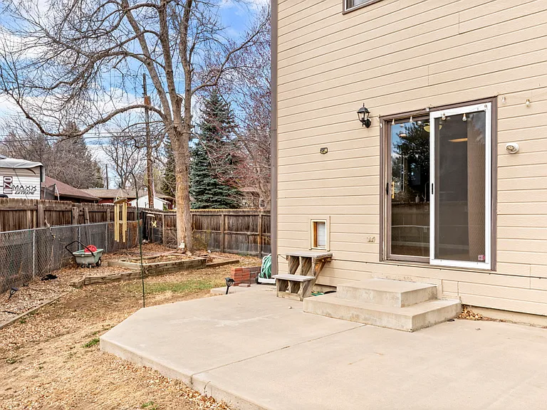 1219 Atwood St — Photo 27