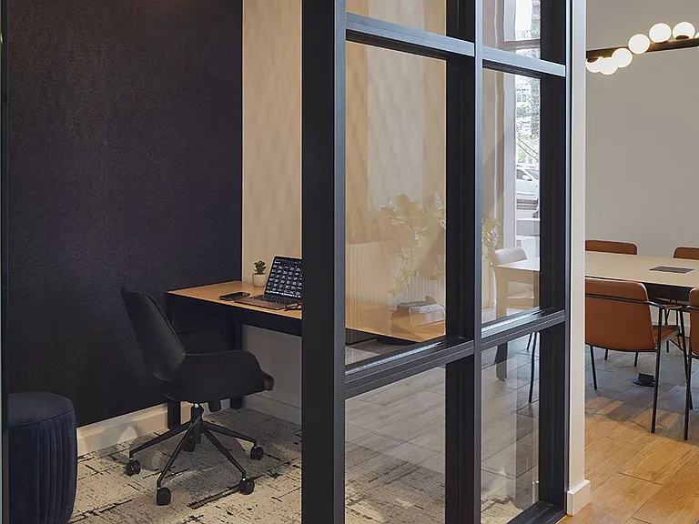 Apartment community Co-Working Pods Lounge at Griffis South Waterfront in Portland, Oregon.