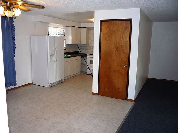 Dining & kitchen view