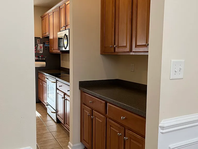 2130 Blue Iris Dr — Photo 7