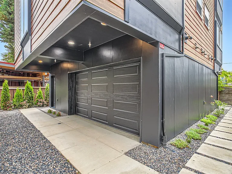2135 SE 12th Ave — Photo 23
