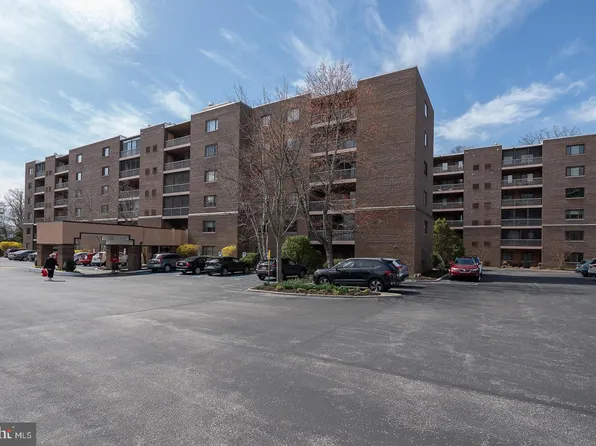 1219 W Wynnewood Rd APT 511, Wynnewood, PA 19096