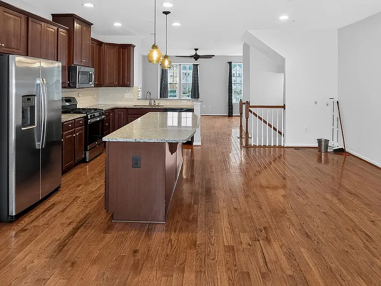 5363 S Center Dr — Photo 14