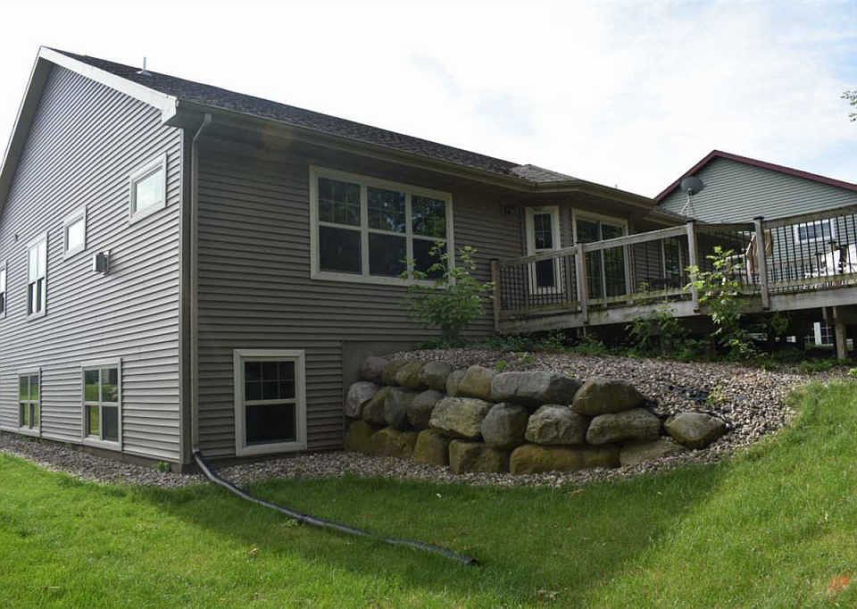 2nd image of 224 Demilo Way