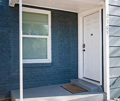 2nd image of 2705 Truxillo St