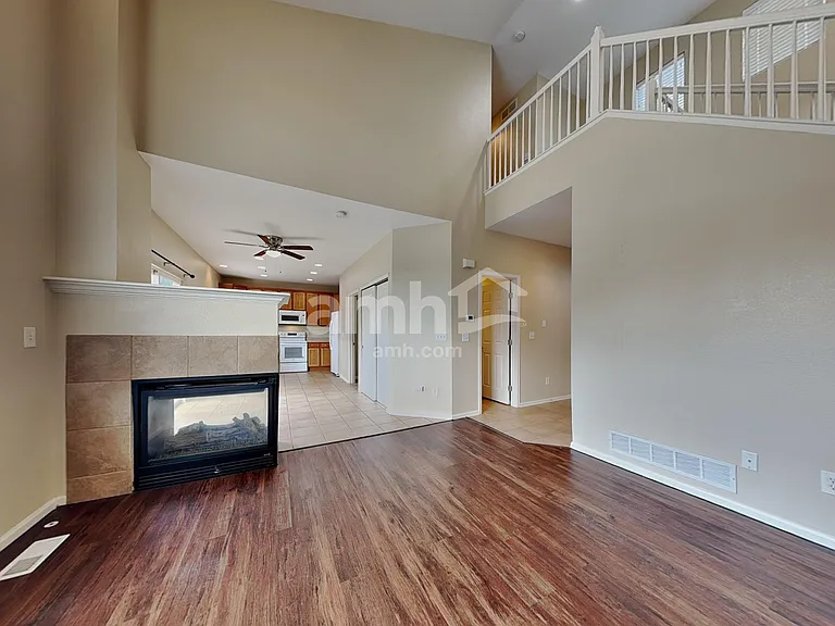469 Hayloft Way — Photo 5