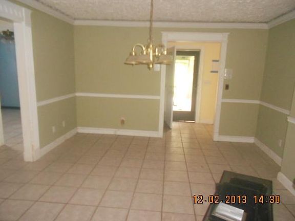 4th image of 1156 SW Hutchins Street
