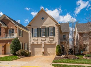 20271 Island View Ct, Sterling, VA 20165