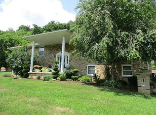 51 Twilight Ln, Triadelphia, WV 26059