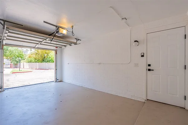 5619 S Admiralty Ct #E — Photo 36