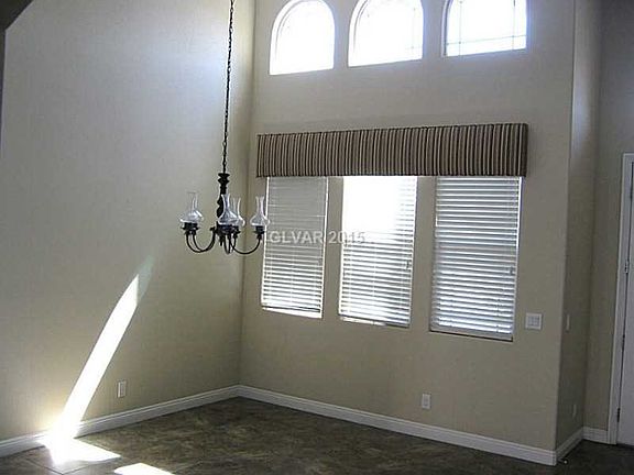4th image of 7650 Gracemoor Ct