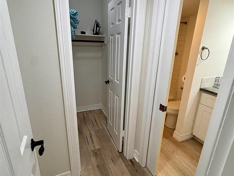 3131 Sw Fwy #C-35 — Photo 22
