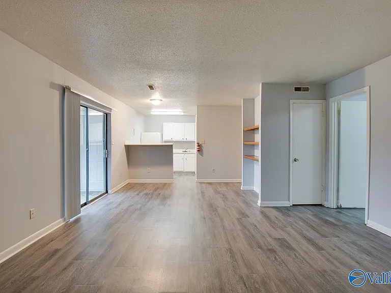 4906 Cotton Row NW #B — Photo 5