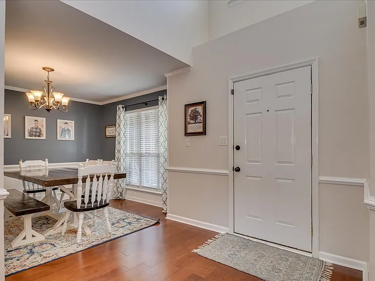 1156 Parkside Trl — Photo 11