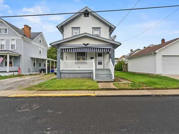 1036 Turnpike St, Beaver, PA 15009