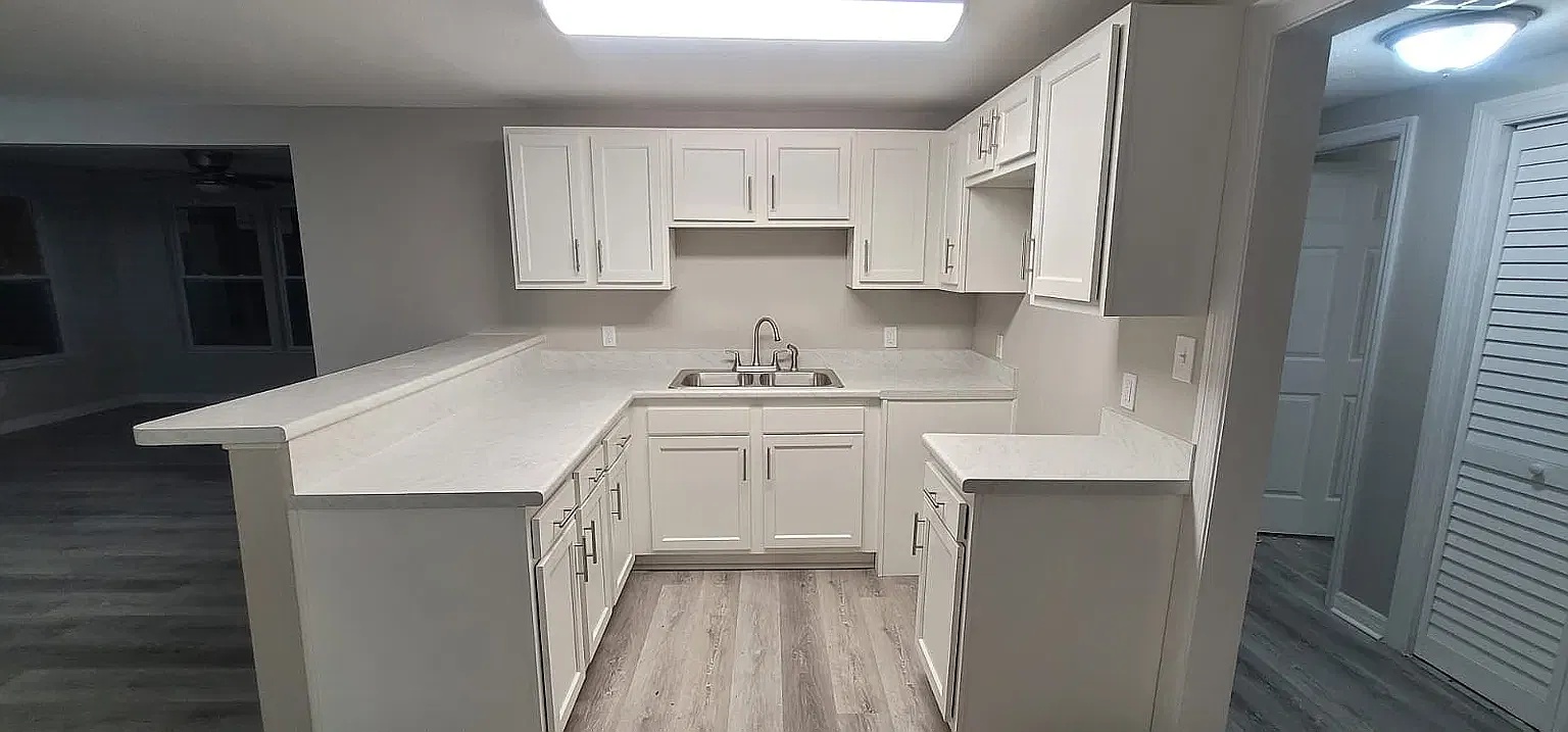 4 bed, 1230 sqft, $1,850 — Photo 2