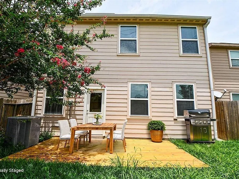 10909 Panther Ct SW — Photo 33