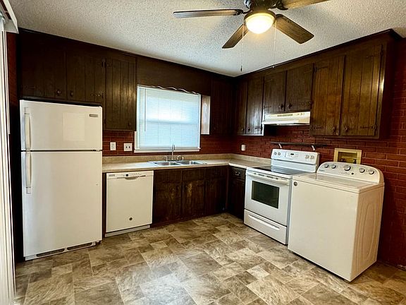 5th image of 6080 W Donnagail Dr