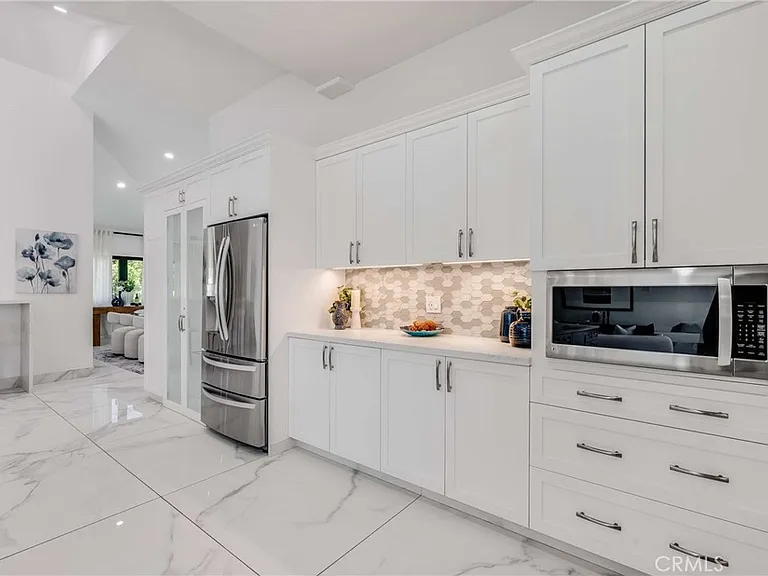 3890 Shadow Grove Rd — Photo 14
