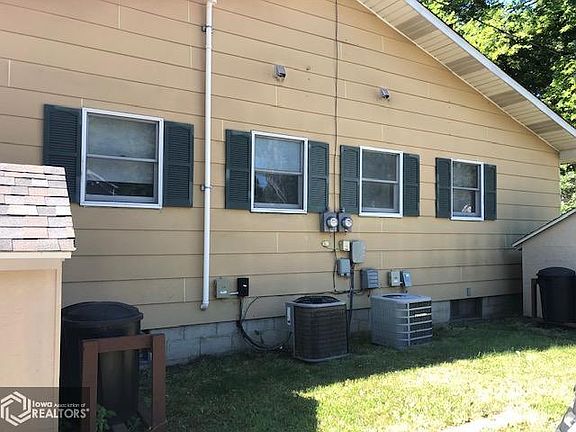 3rd image of 2100 1st Ave S