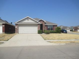6065 Blazing Star Dr, Fort Worth, TX 76179
