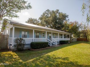 8607 Ted Dr, Youngsville, LA 70592