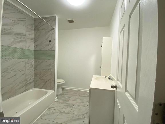 5th image of 2510 Manton St