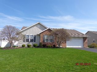 15300 Bent Tree Dr, Findlay, OH 45840