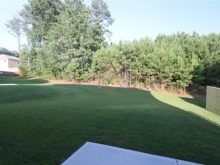 1610 Apple Blossom Dr — Photo 18