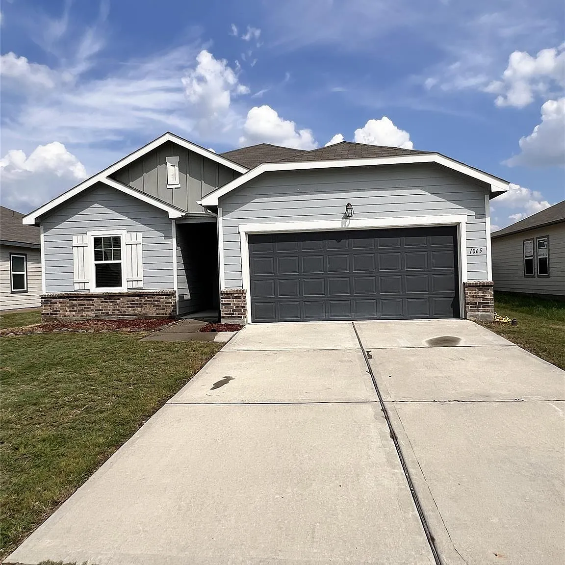 4 bed, 2.0 bath, 1715 sqft, $1,950 — Photo 4