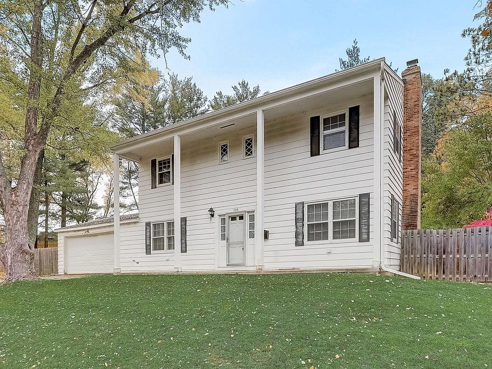 706 Elm DRIVE, Edgerton, WI 53534 MLS 1856549 Zillow
