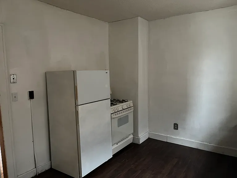 850 W Huron St — Photo 8