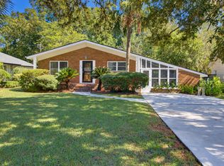 318 Millcreek Dr, Charleston, SC 29407