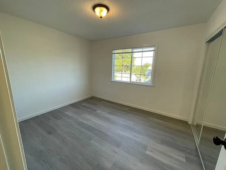 4033 La Colina Rd — Photo 15