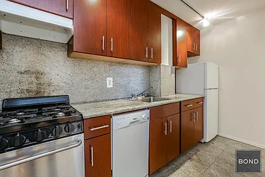 Rented by Bond New York