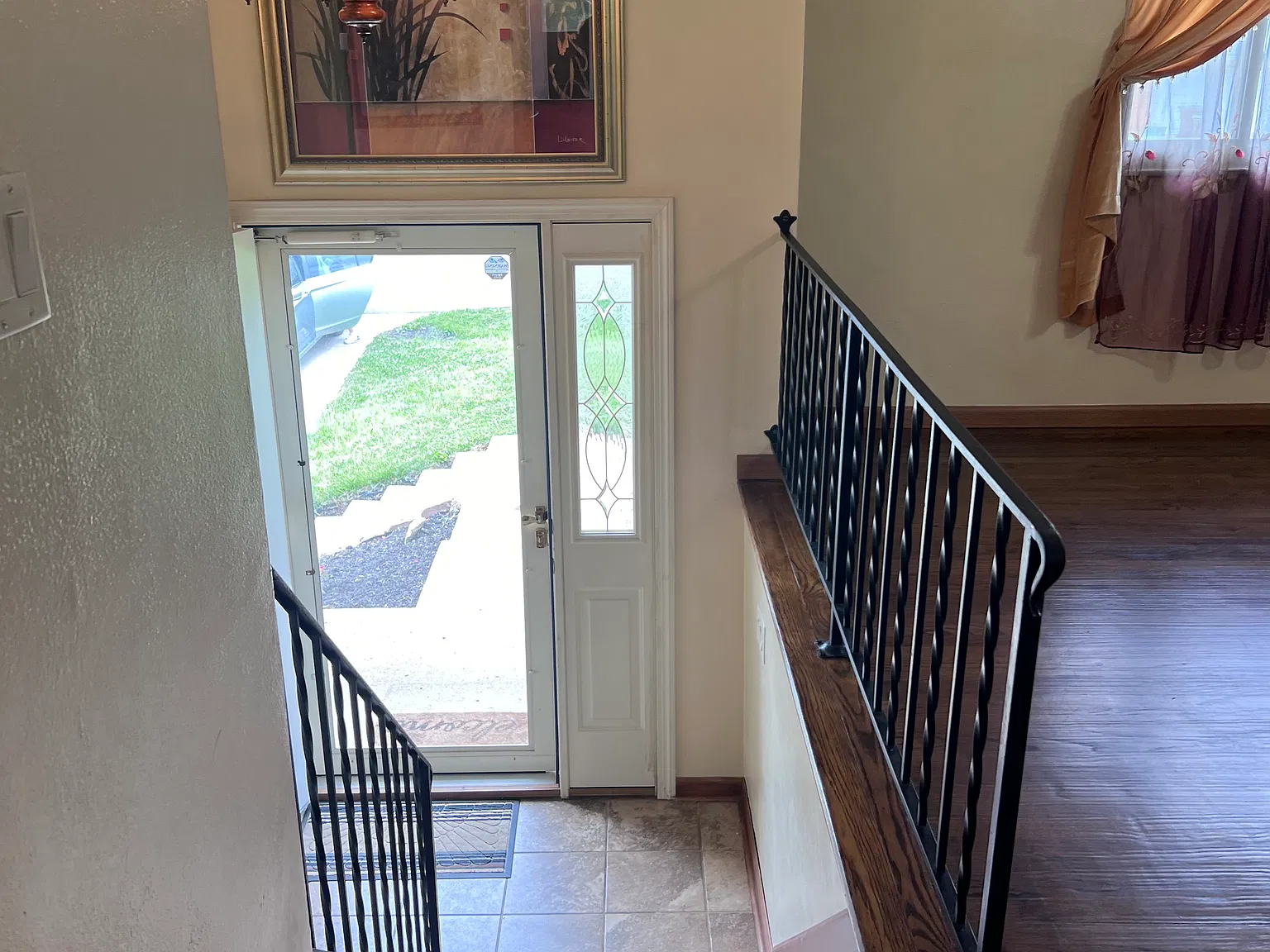 3 bed, 2.5 bath, 2200 sqft, $2,200 — Photo 3