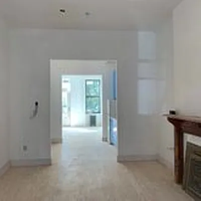 Rented by Compass | media 2