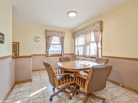 5th image of 4553 N Osage Ave