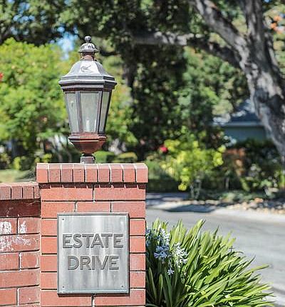 2nd image of 1265 Estate Dr