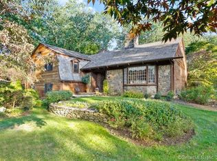 106 Fernwood Rd, Trumbull, CT 06611