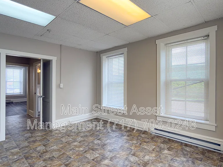 100 S Front St #1 — Photo 3