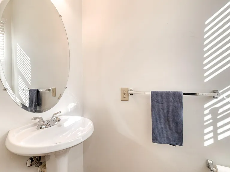 2502 Weston Ct — Photo 10