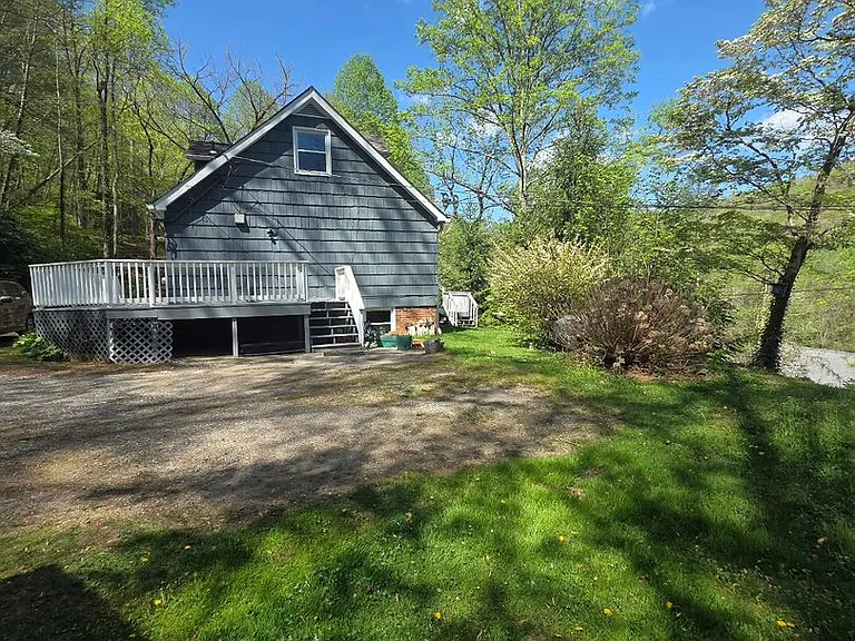 1015 S Country Club Dr — Photo 3