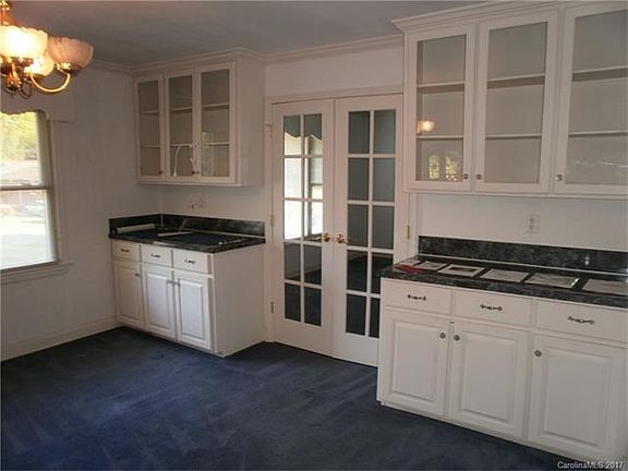 3rd image of 1014 Athenian Dr